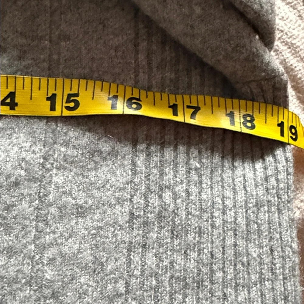 NakedCashmere Light Gray Cashmere Hoodie Sweater - Picture 7 of 8